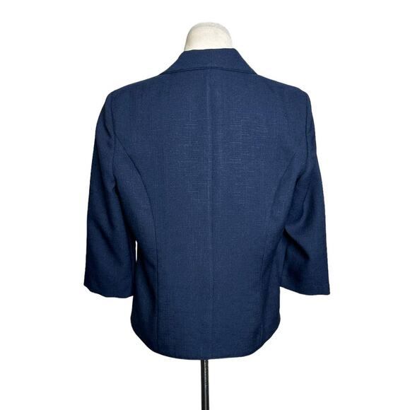 Koret blue floral embroidered lapel 3/4 sleeves blazer size 10P - Picture 2 of 9